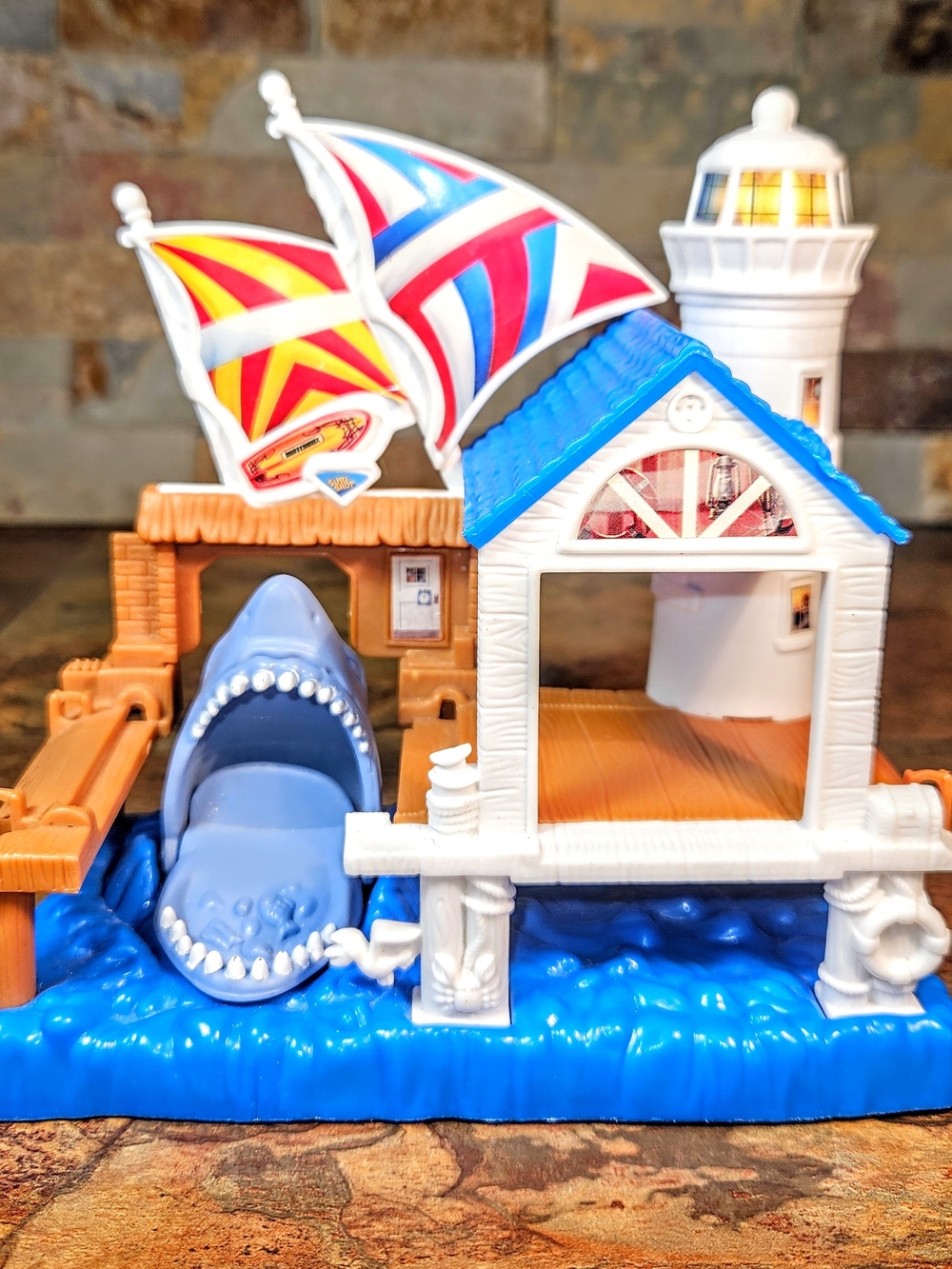 Matchbox 2006- Surf -Shop Toy • Shark Nantical Light House • Blue/White •